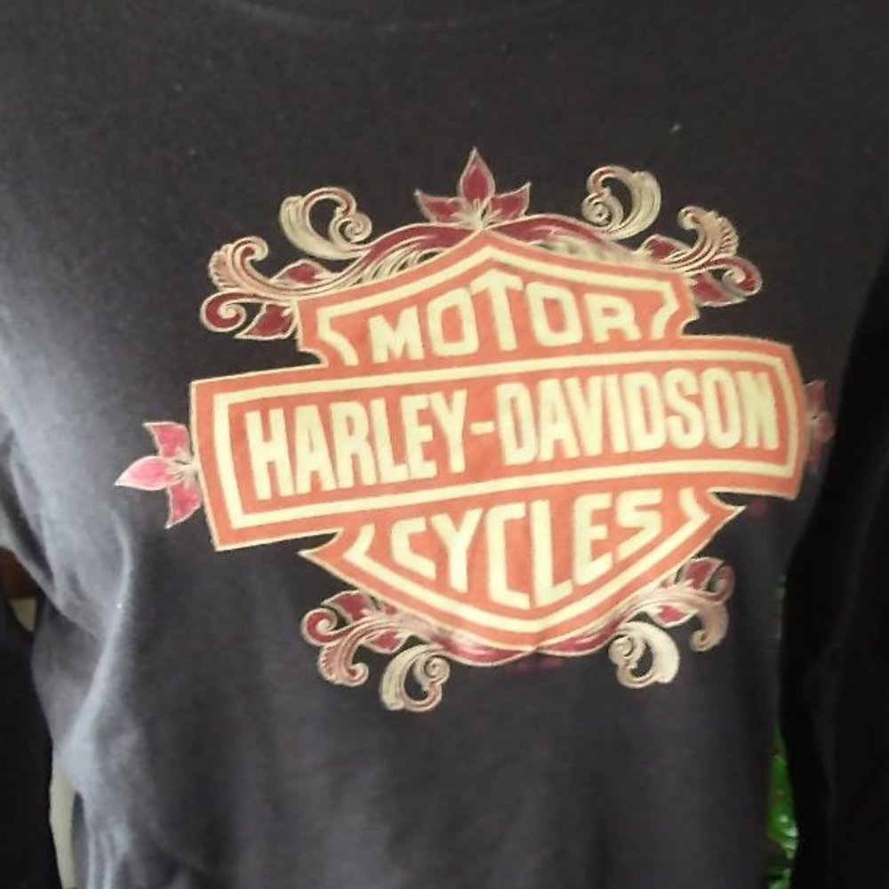 Vintage Harley Davidson  size large black long sleeve tee shirt